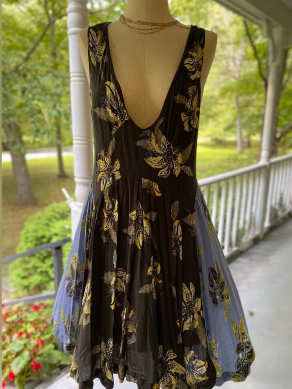 Free People Black Floral Deep V-Neck Sleeveless Dress